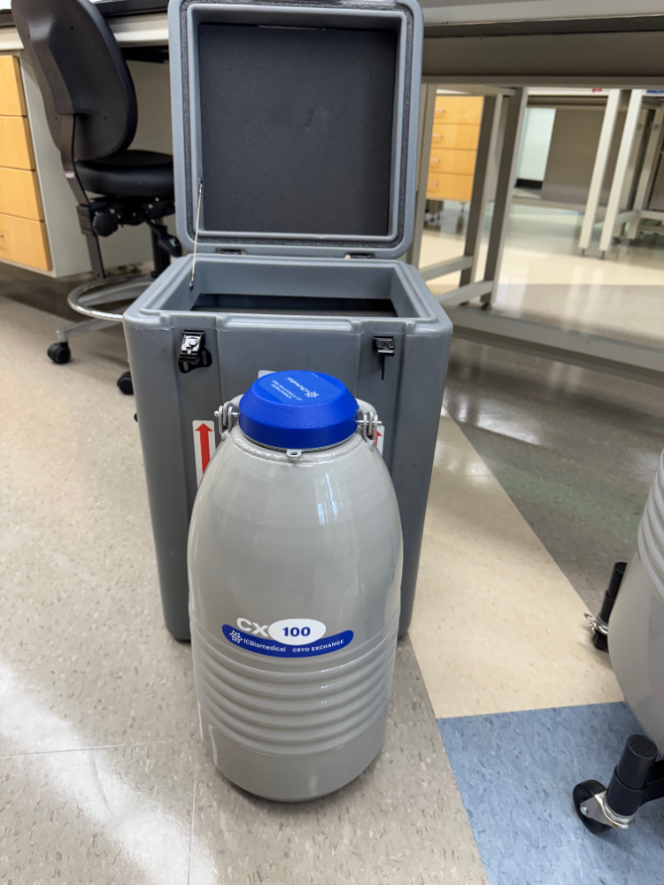Image of ICBiomedical CX100 Dry Shipper